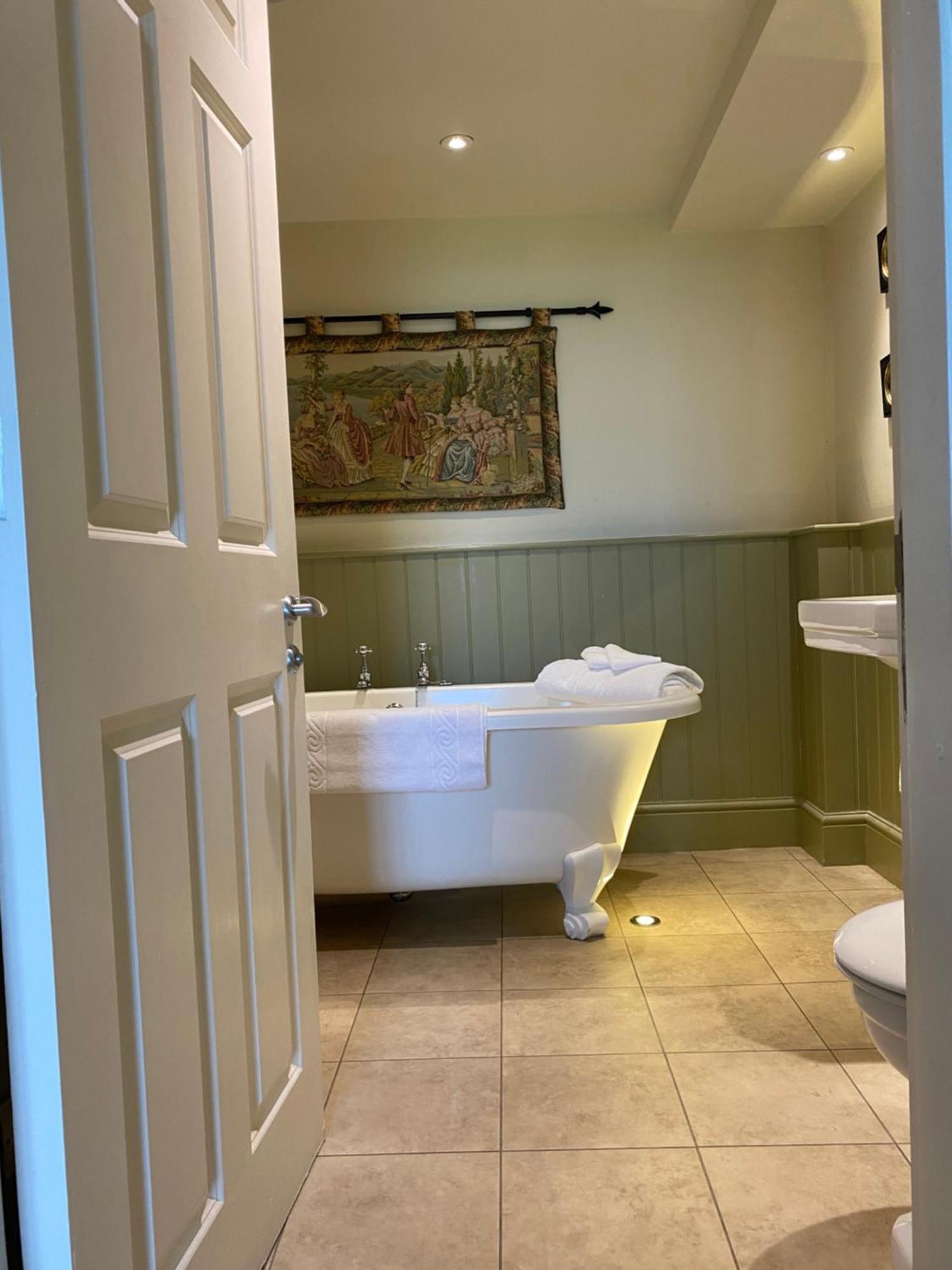 The Punch Bowl Inn Kendal Extérieur photo