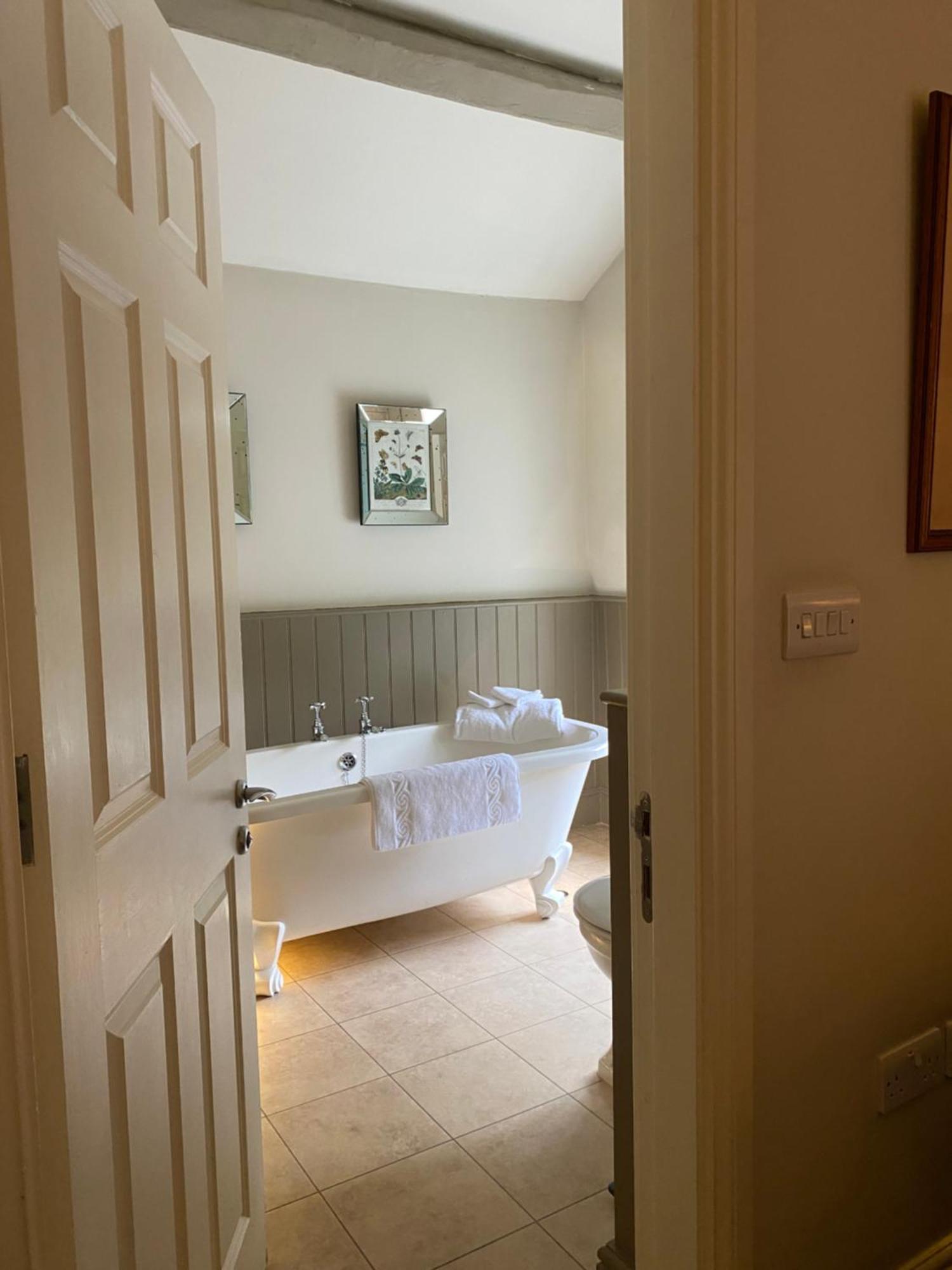 The Punch Bowl Inn Kendal Extérieur photo