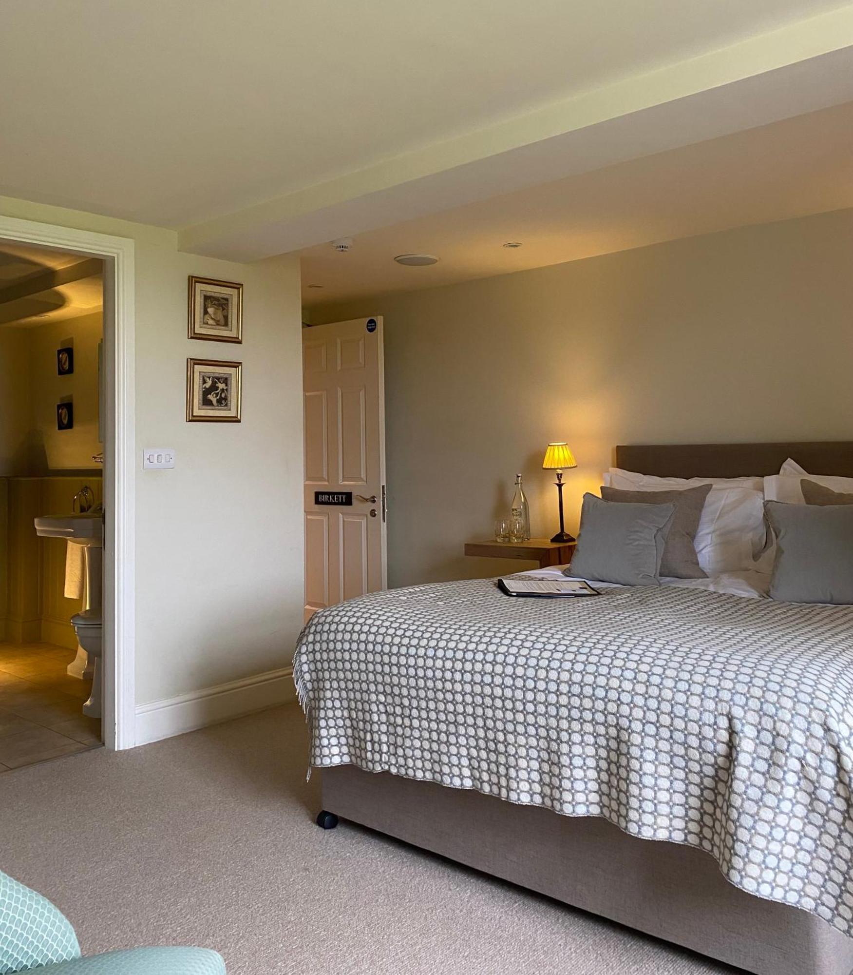 The Punch Bowl Inn Kendal Extérieur photo